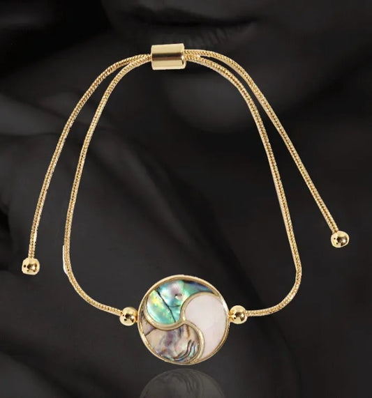Ocean Glow Shell Bracelet